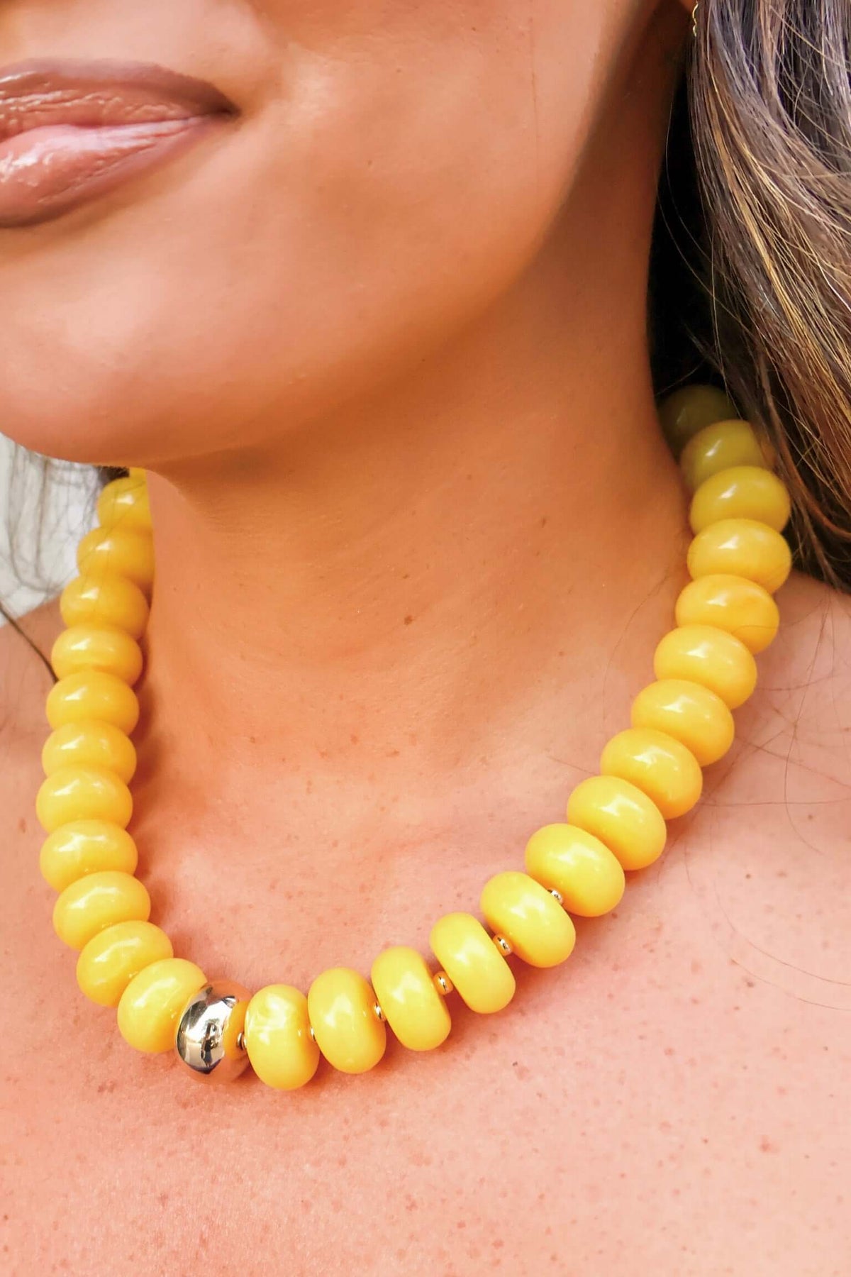 Never Ending Beaded Stone Chunky Necklace in Yellow