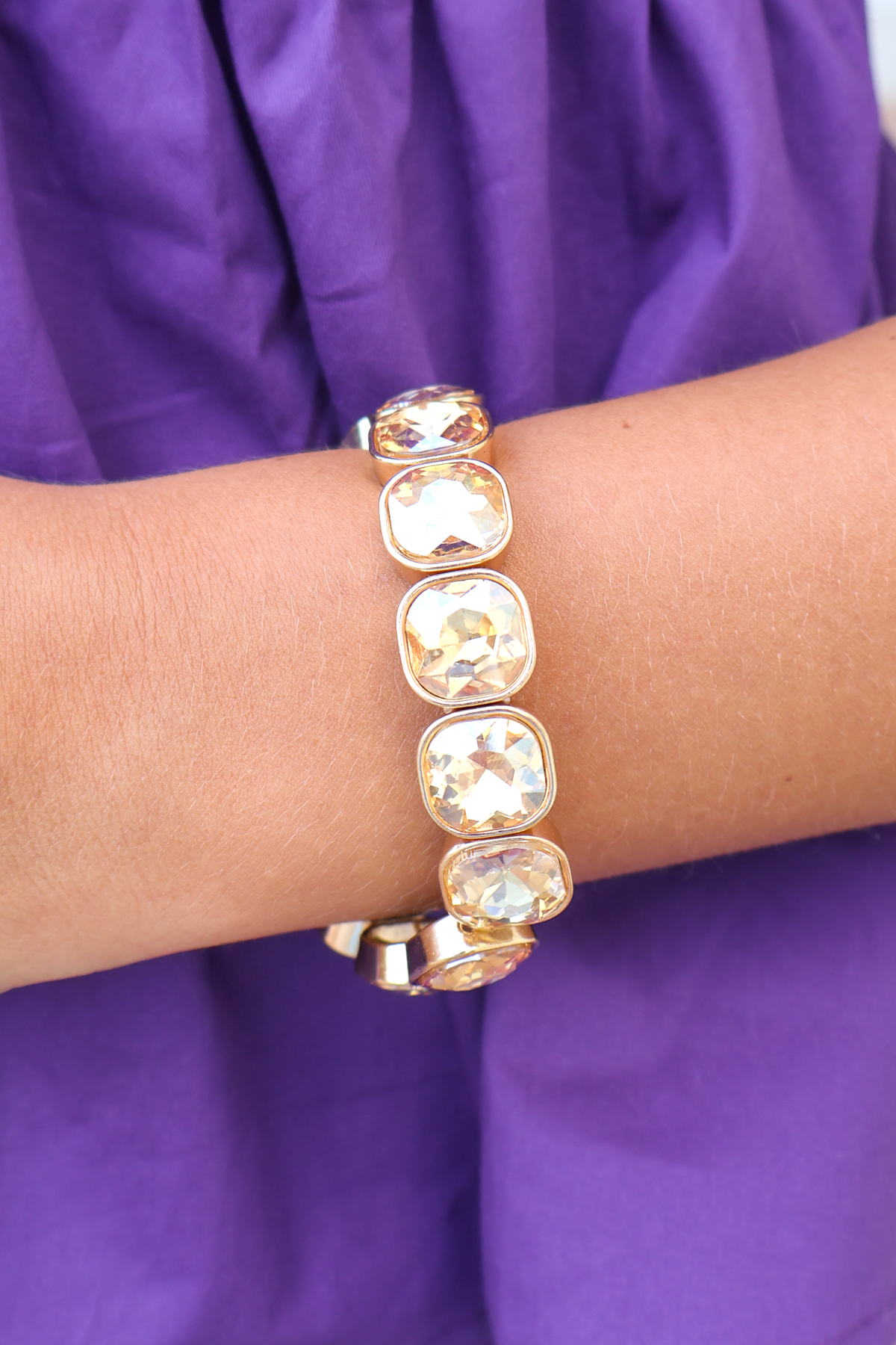 Gold square gemstone stretch bracelet