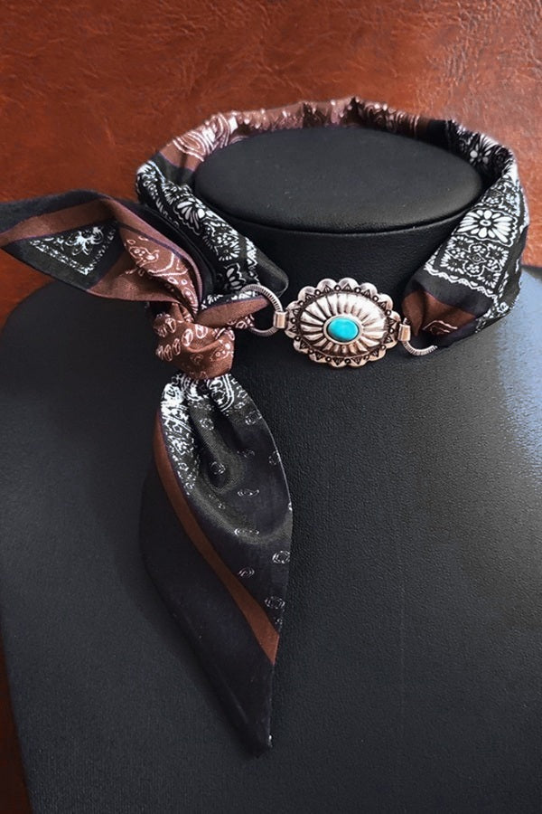 Western Luxe Bandana Concha Choker in Brown & Black