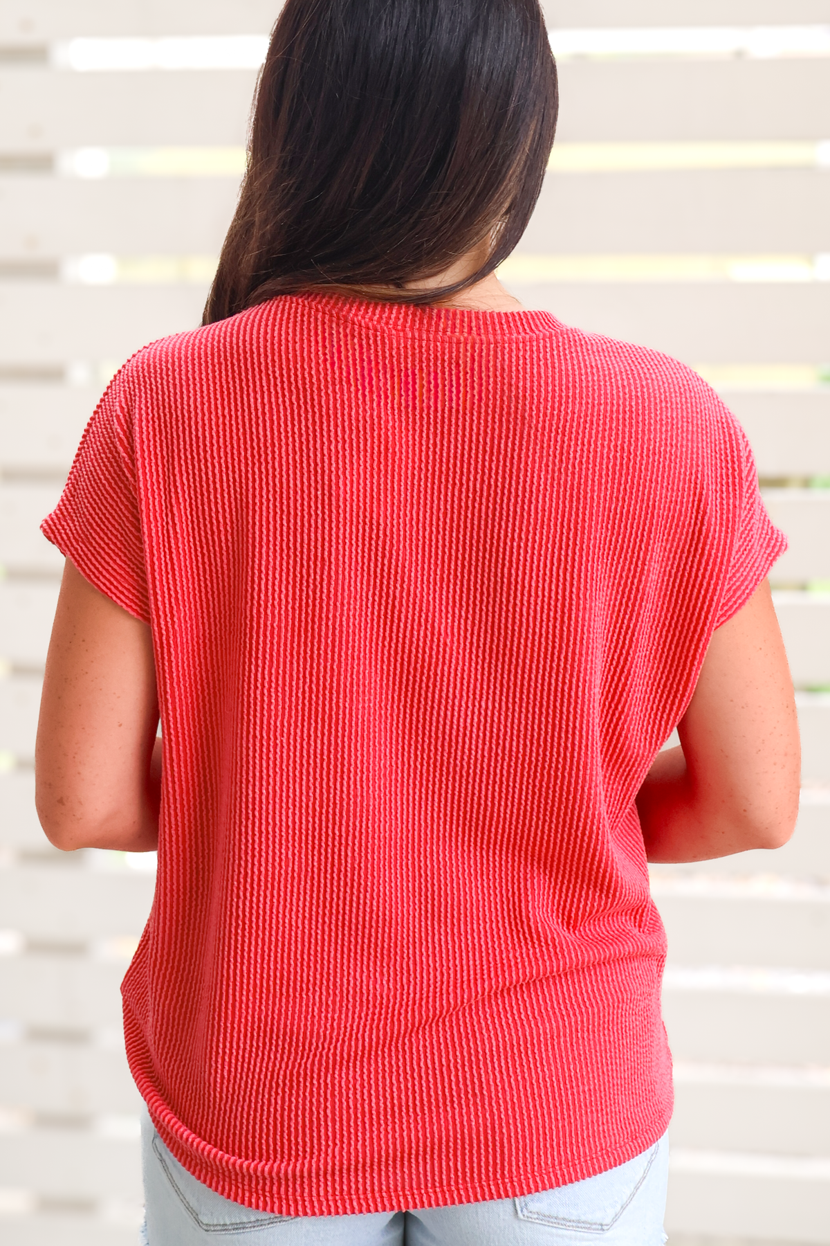 Quiet Skies Textured Pocket Front Top in Red-TOP S/S SOLID