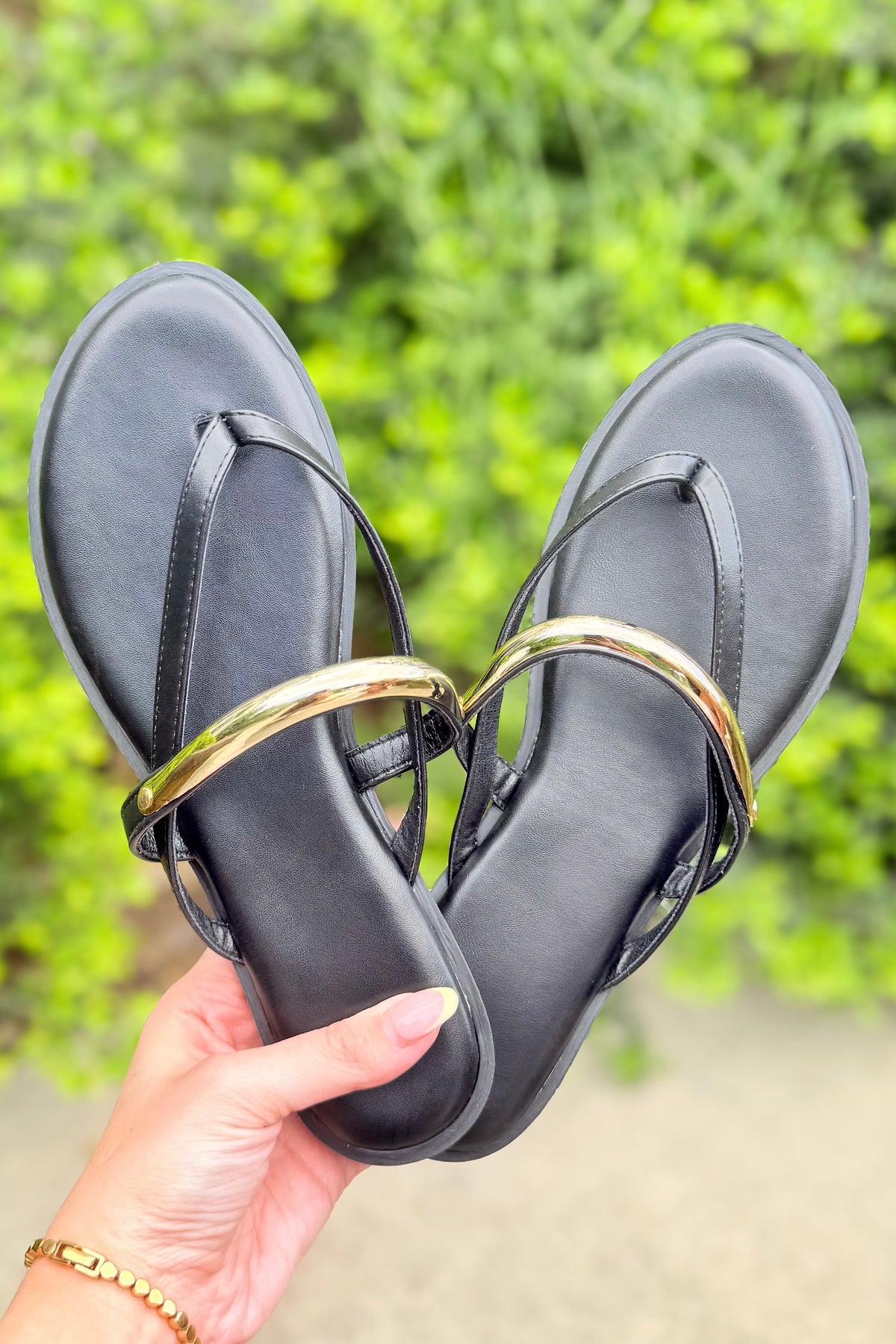 Need More Sun Metal Band Thong Sandal in Black-SHOE SANDALS