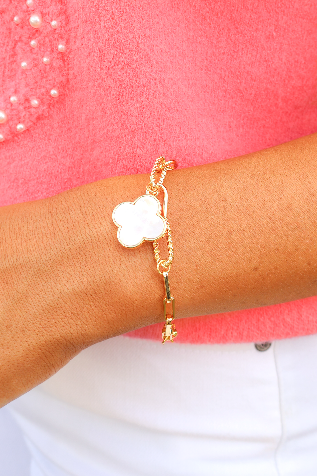 Getting Close Large Clover Charm Bracelet-ACC BRACELET