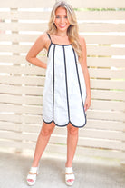 So It Goes Contrast Trim Scallop Hem Dress Size L-DRESS CASUAL SOLID