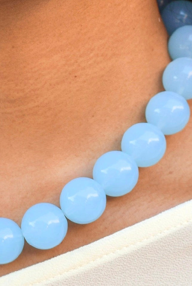 Clear Your Mind Chunky Beaded Necklace by Taylor Shaye - close-up