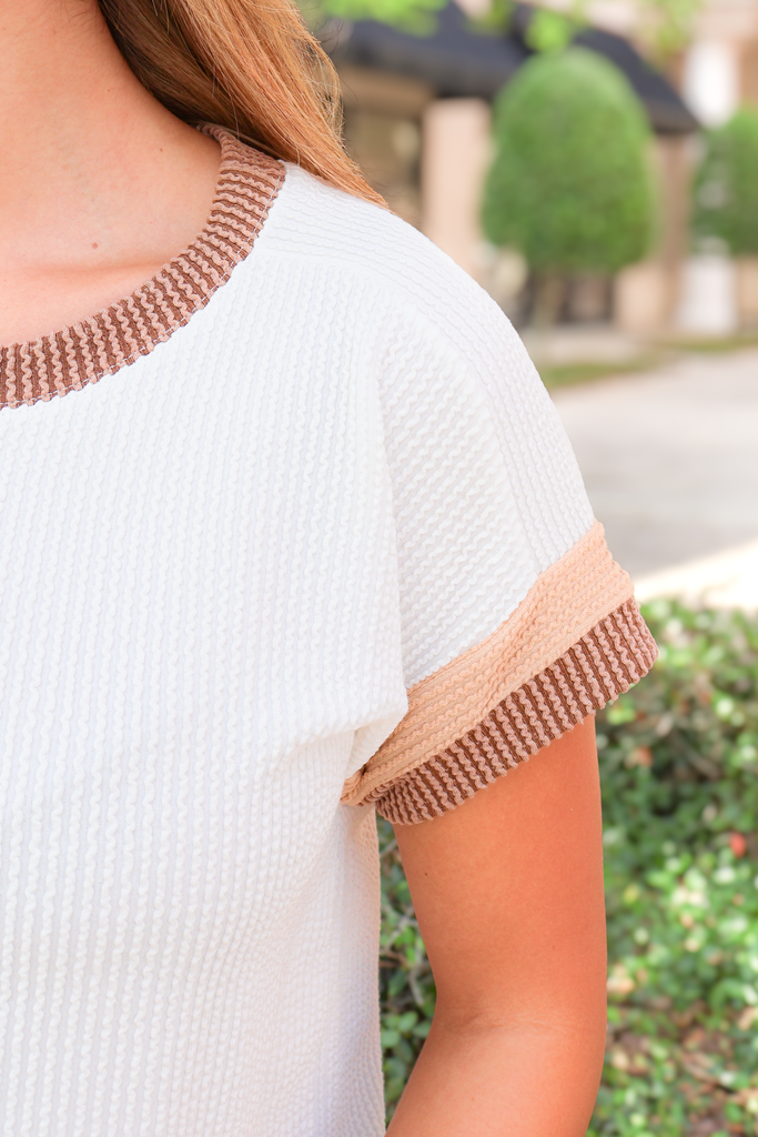 contrast trim textured top