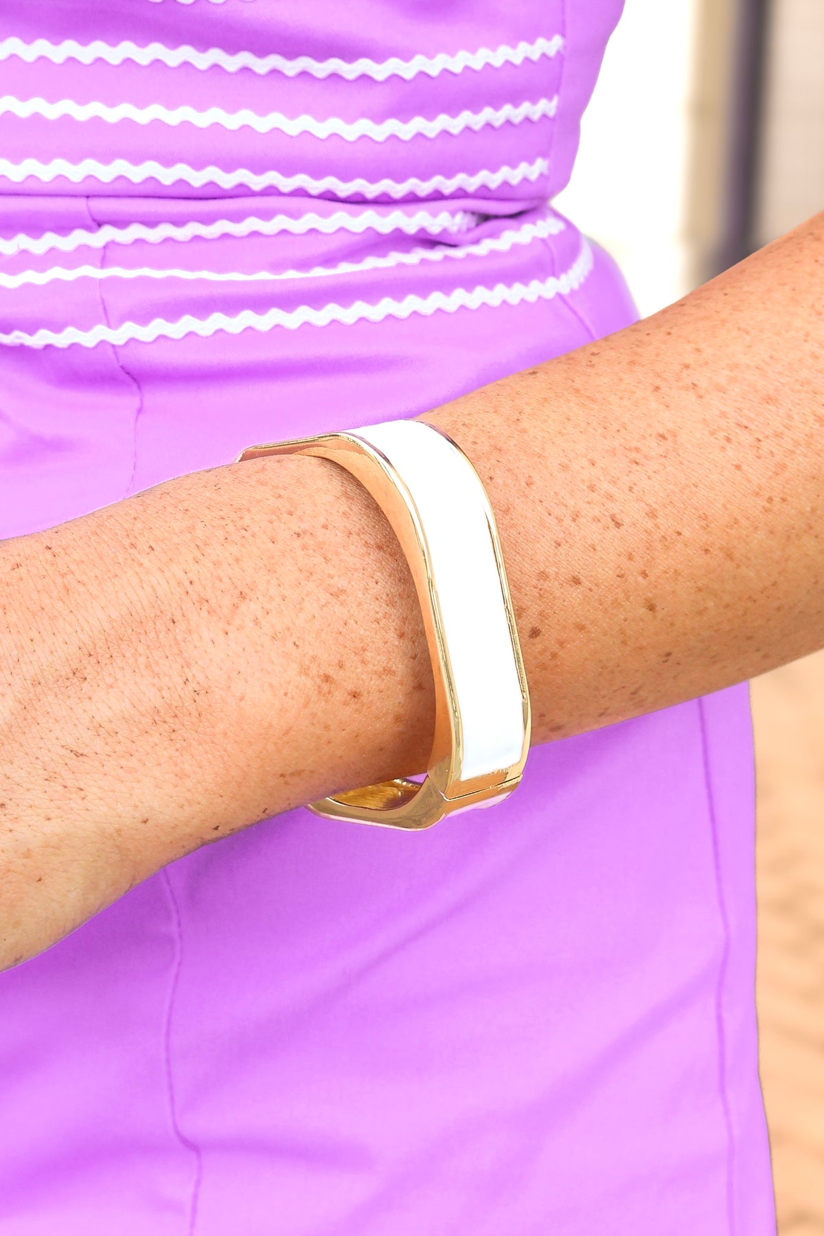 Black and white enamel square hinge bangle