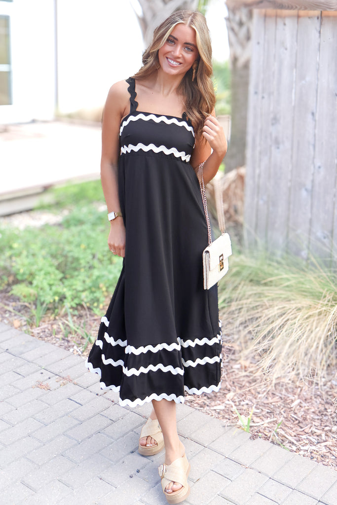 black and white wavy trim maxi dress