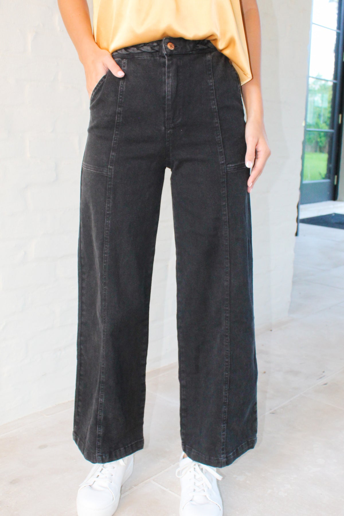 braided band straight leg jeans in black