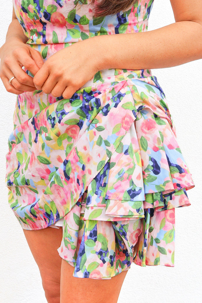 tiered ruffle side hem